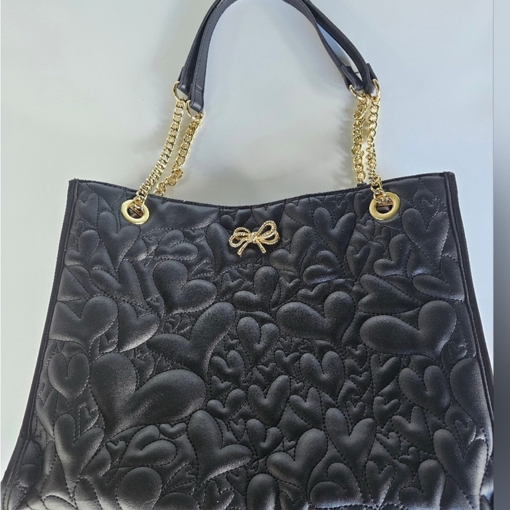 Betsey Johnson Black Quilted Heart Tote Bag Gold Chain Shoulder Bag Tote - Picture 8 of 8